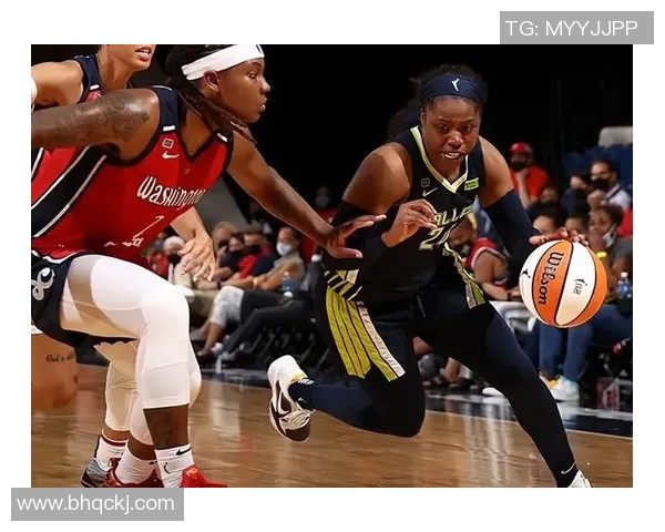 王牌队与神秘人队的巅峰对决WNBA赛季精彩瞬间回顾与分析